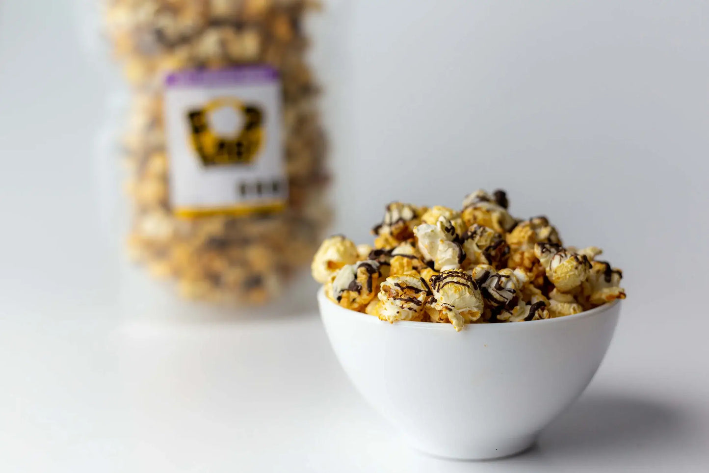 Popcorn - Assorted Box (16 pieces) 🍿